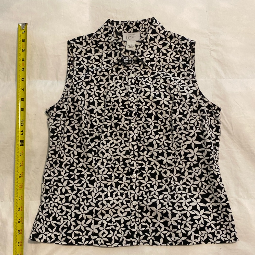 Ann Taylor Loft sleeveless shirt